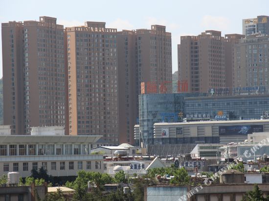 Дали: Hepan Lan'guang Hotel