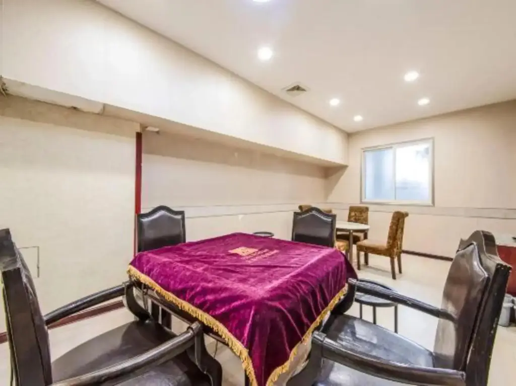 Янчжоу: Dilang Holiday Hotel (Yangzhou Jiangdu Passenger Terminal Branch)