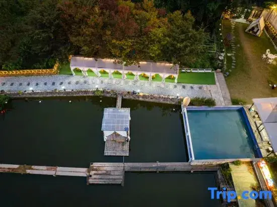 Уси: Shanquan Resort Hotel
