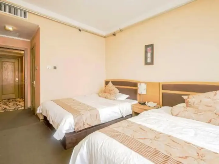 Харбин: Ping'an Business Hotel