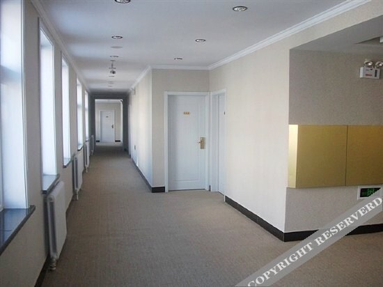 Чжанцзякоу: Green City Inn