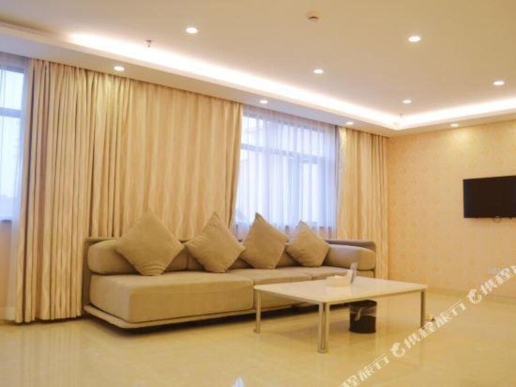 Шанхай: Q+ Bailing Ejia Business Hotel (Shanghai International Tourism Resort)