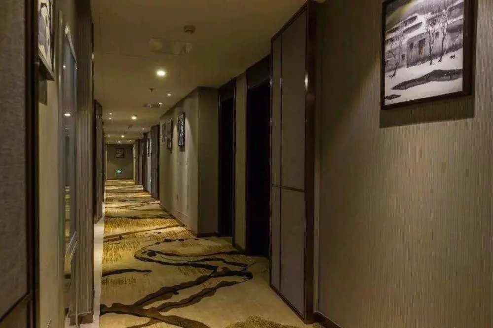 Relmax Hotel — фото 1
