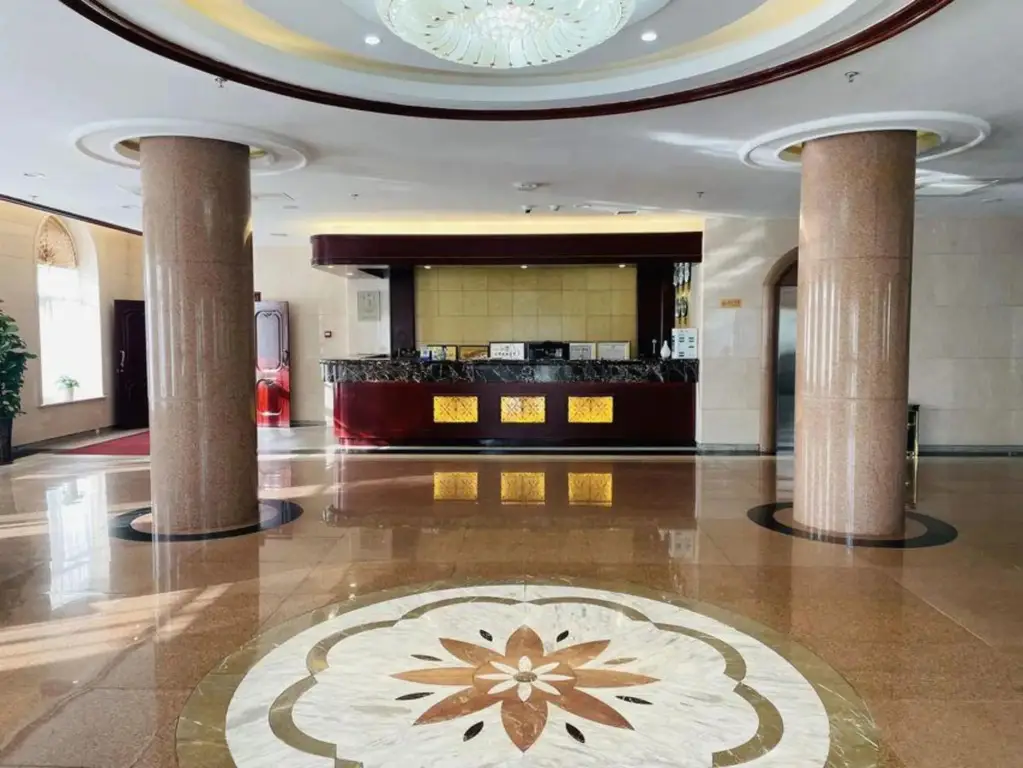 Далянь: Dalian International Exchange Center