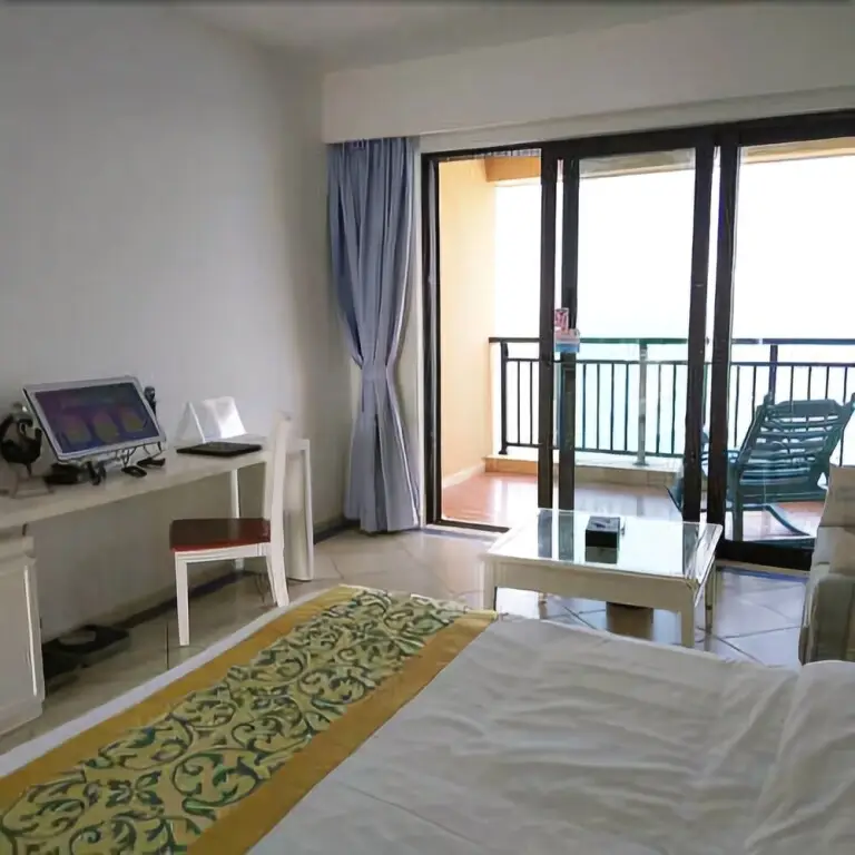 Fenghuang Shanshui Hongwan Sea View Holiday Hotel — фото 1