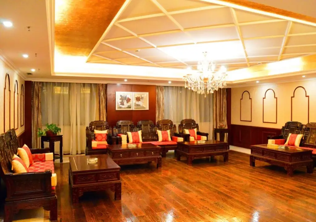 Tianjin Huaxin Peninsula Hotel — фото 1