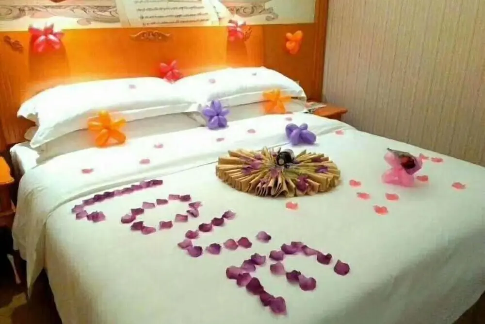 Юйлинь: Vienna Hotel Yulin Jincheng Zhenlin Branch