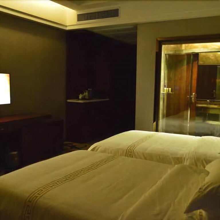 Фошань: Baihe Hotel (Foshan Lecong Tianyoucheng)