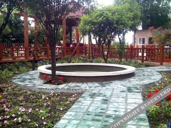 Фэньи: Xinjiayuan Holiday Hotel