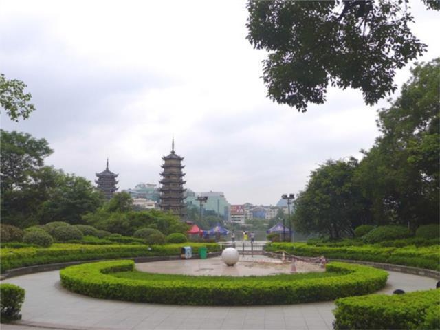 Гуйлинь: Echarm Hotel Guilin City Center Xiangbi Mountain Scenic Spot