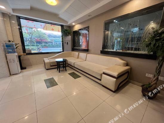 Уси: Wuxi Season Sunshine Hotel