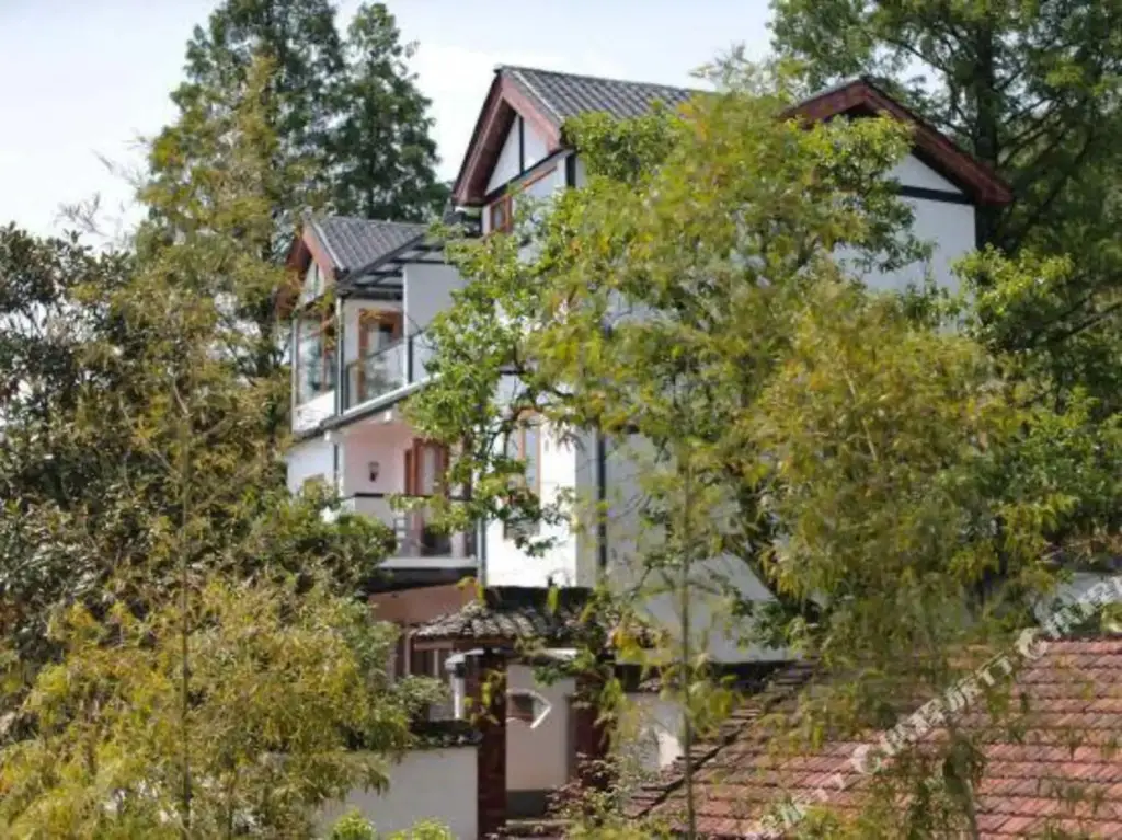 Хучжоу: Huangfu Manor