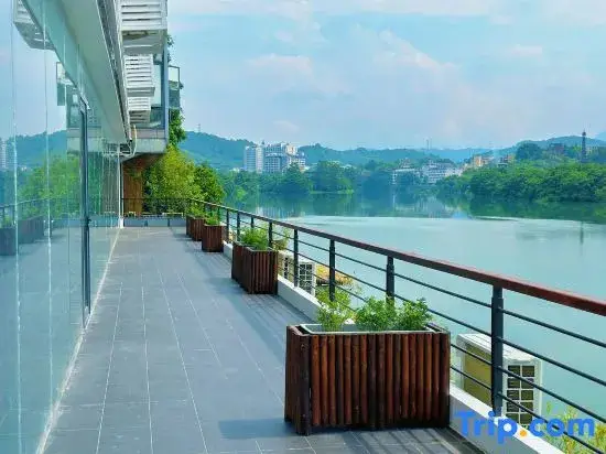 Гуанчжоу: Qingyin Hotel
