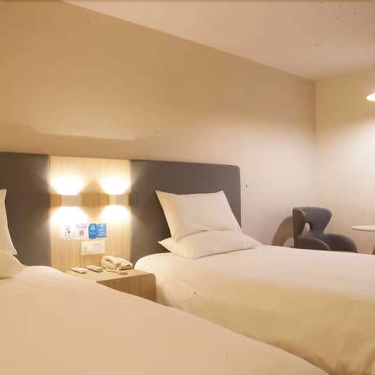 Яньтай: Hanting Hotel (Yantai Railway Station)