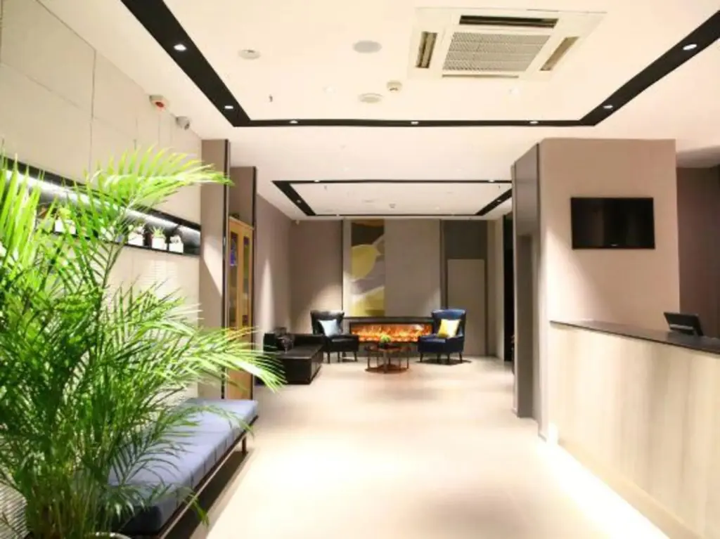 Цзиси: Homeinn Hotel (Jixi Jinlong Building Railway Station Wanda Plaza)