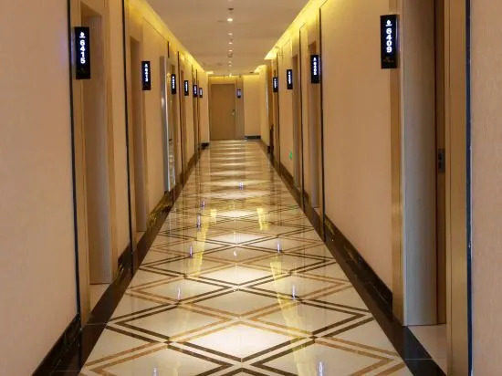 Чжанъе: Zhangye Xilaishun Holiday Hotel (Railway Station No.1 Middle School)