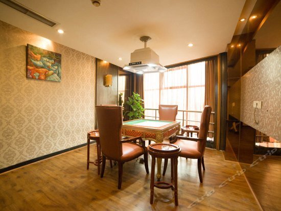 Чэнду: 成都敦煌国际酒店