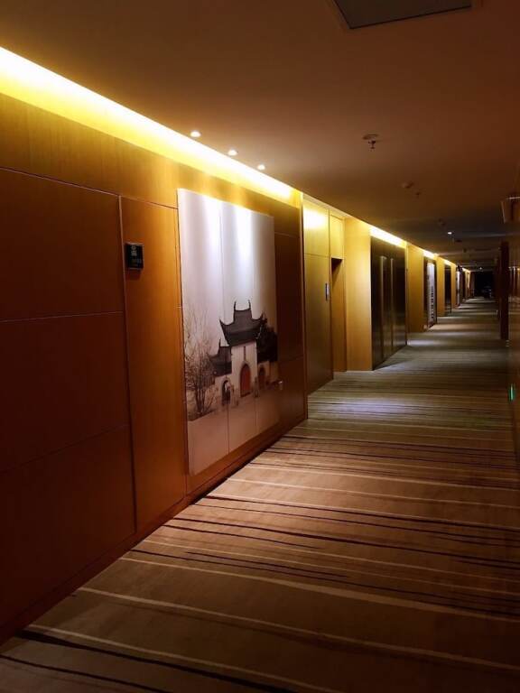 Ухань: New Beacon Airport International Hotel