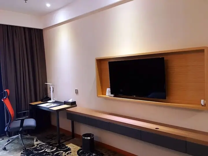 Ухань: New Beacon Airport International Hotel