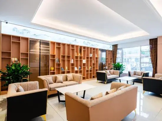 Уси: Starway Hotel (Wuxi Lingshan scenic spot)