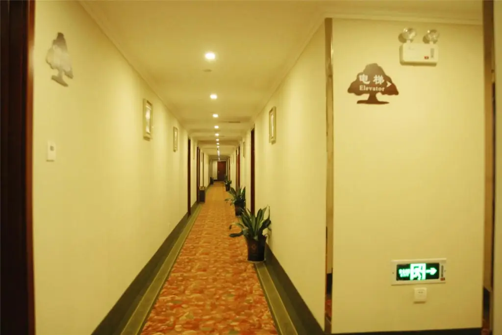 Шанхай: GreenTree Inn SuZhou Gongyeyuan District Shengpu Town Xinsheng Road Express Hotel