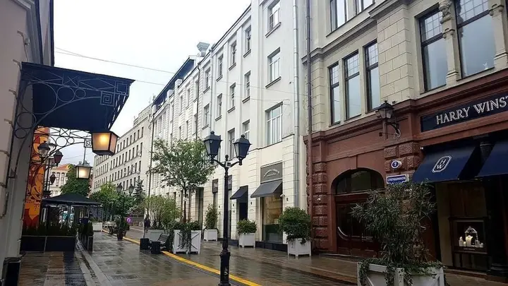 Москва: La Petite Maison
