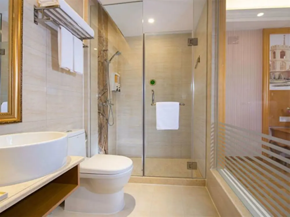 Дунгуань: Vienna 3 Best Hotel Dongguan Liaobu Veicle City