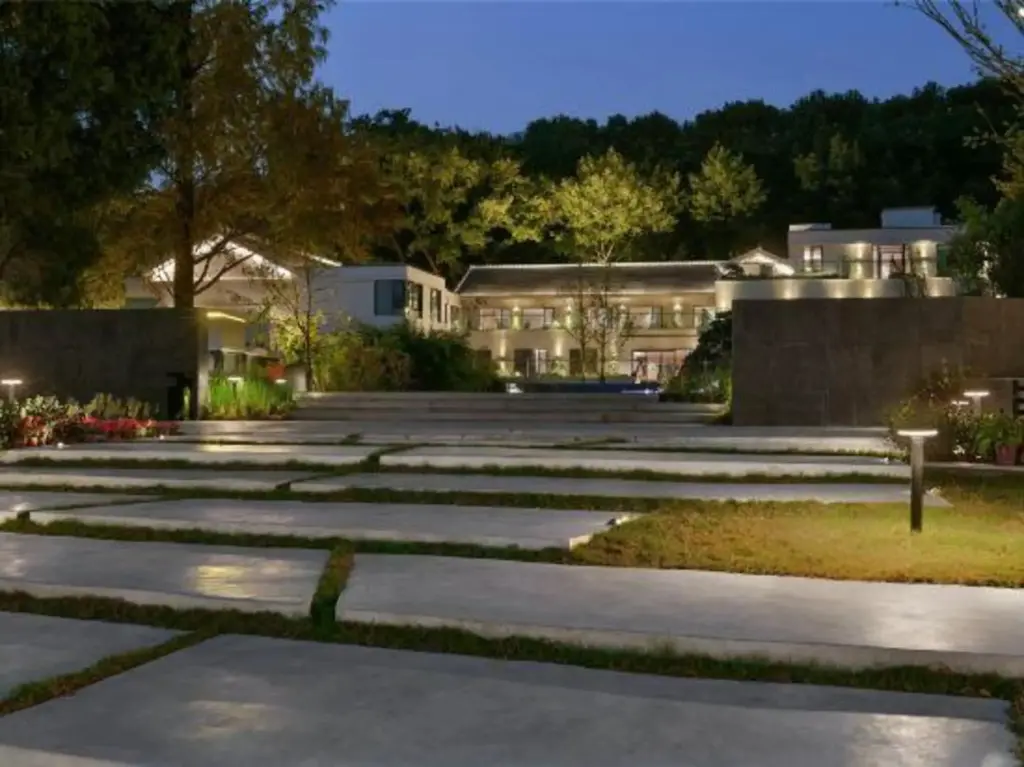 Нанкин: Nanjing Bojin huajianjing·Pipa Mountain Residence