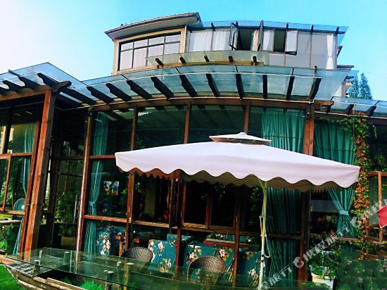 Хучжоу: Manju Houwu Hotel