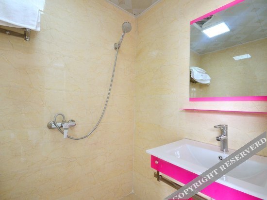 Ухань: Binguo Business Hostel