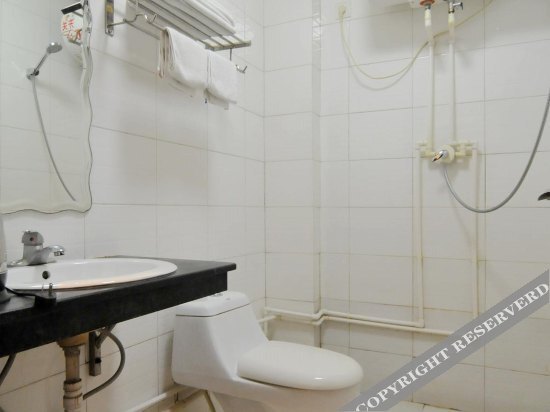 Циндао: Shijia Business Hotel