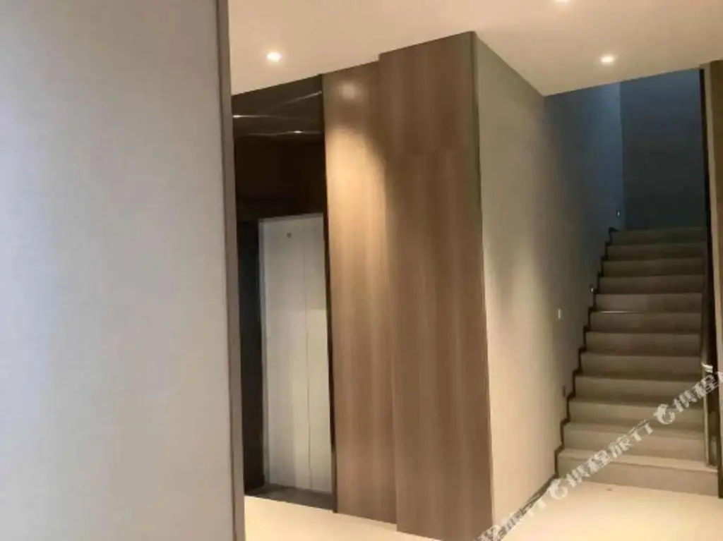 Чэнду: Liyou Business Hotel (Dayi High Speed Railway Station Panjia Street Branch)