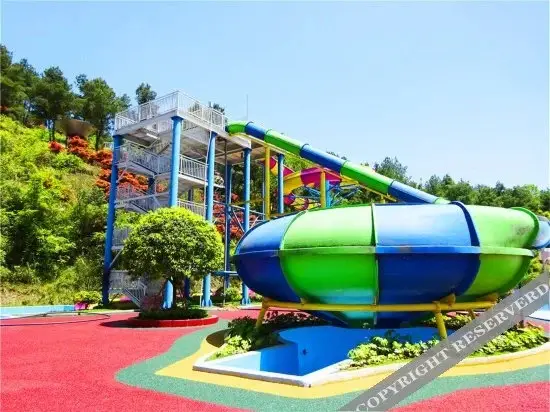 Гуйян: Xiangzhigou Maple Valley Holiday Hotel