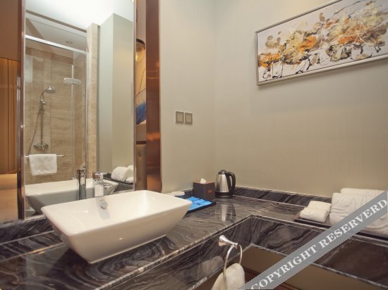 Далянь: Meichen Hotsping Business Hotel