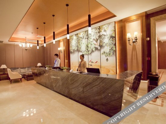 Далянь: Meichen Hotsping Business Hotel