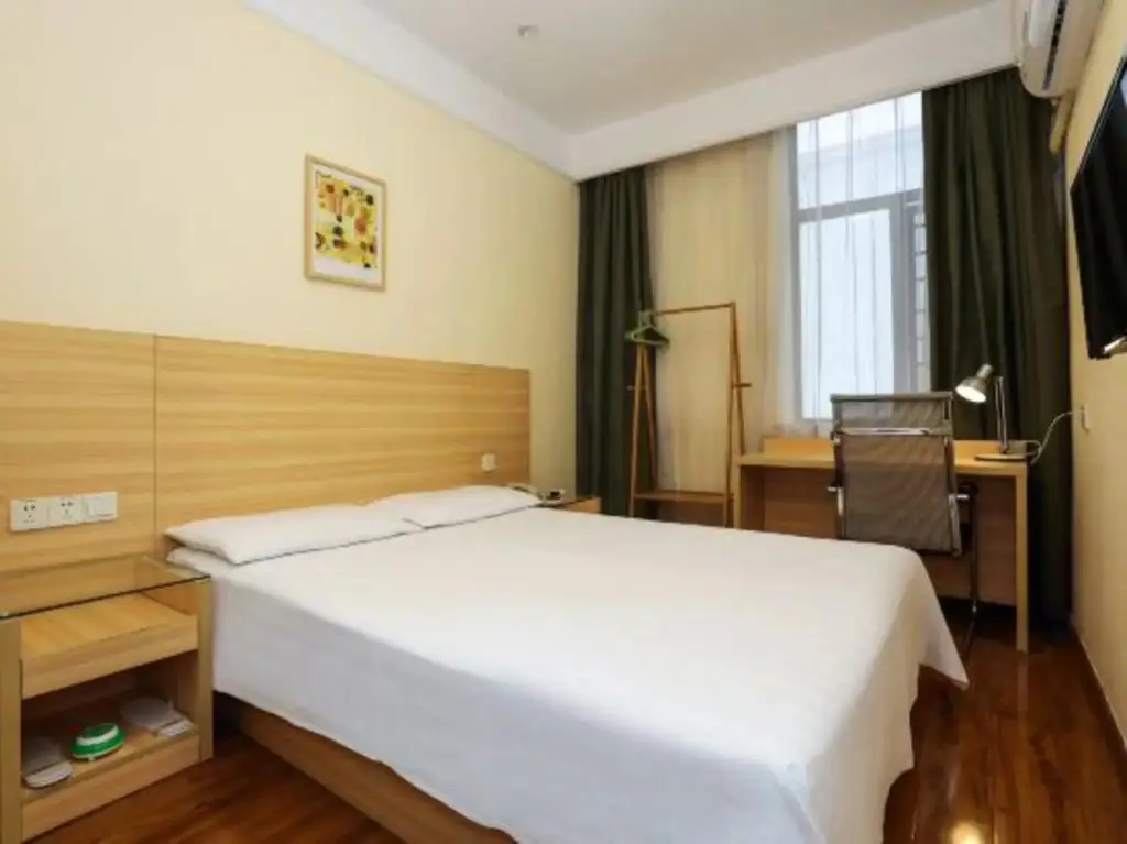 Наньчан: Homeinn Hotel (Nanchang Bayi Square Second Affiliated Hospital)
