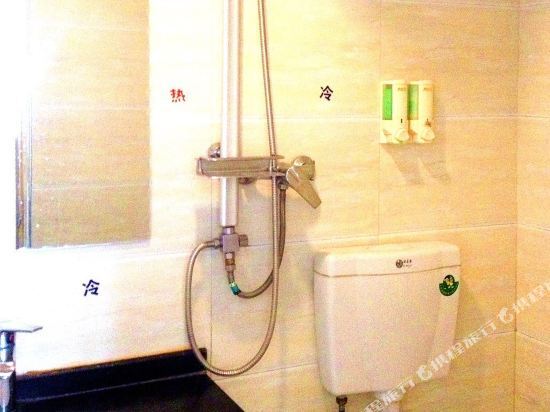 Гуйян: Longquan Business Hotel