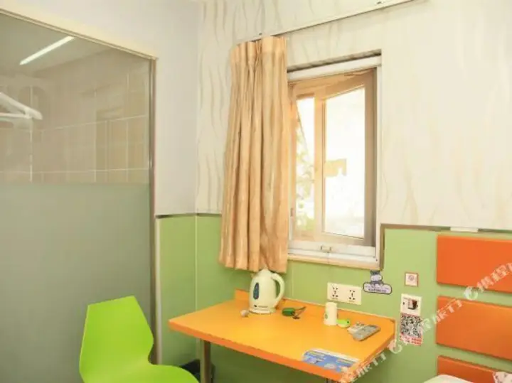 Чэнду: 99 Inn (Chengdu Yingmenkou)