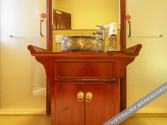 Лицзян: Lijiang Wuming Yayuan Hotel