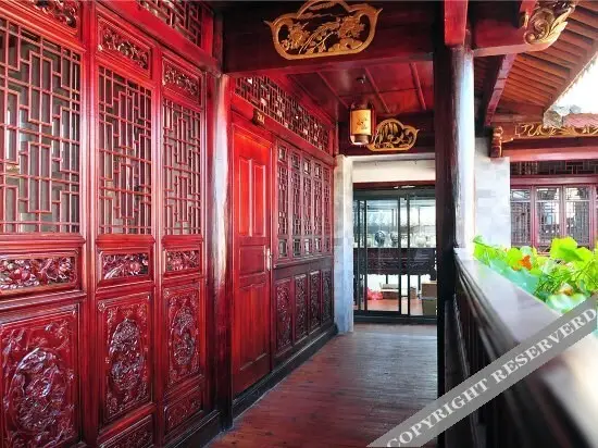 Дали: 大理静归斋客栈