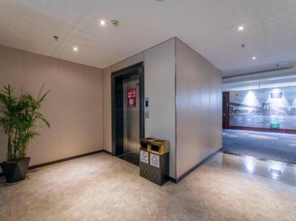 Нинбо: Super 8 Select Hotel