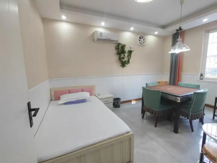 Ухань: Huake Huayuan Business Hotel