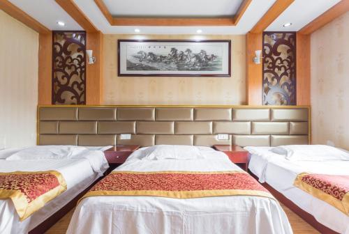 Шанхай: Puqing Business Hotel