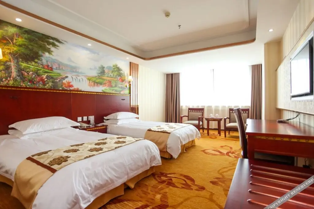 Ляньюньган: Vienna Classic Hotel (Lianyungang Jiangshan)