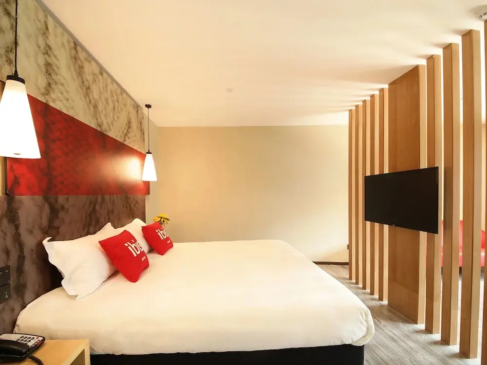 Чэнду: ibis Chengdu West Jingcui Road