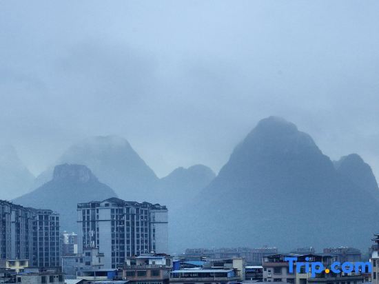 Гуйлинь: Honghai Hotel (Guilin Railway Station Vientiane City Shop)