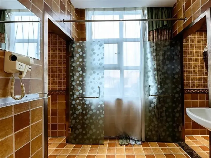 Чанчунь: Yake Xiaozhen Holiday Hotel (Changchun Zhongri Lianyi Hospital)