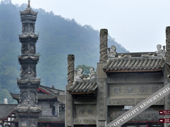 Чэнду: Qingchengshan Hong Yuan Inn