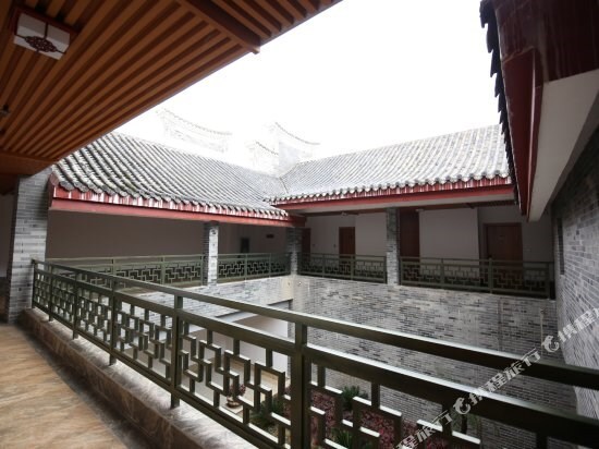 Чунцзо: Fusui Lanshe Hotel