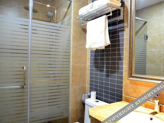 Ухань: Wanya Business Hotel